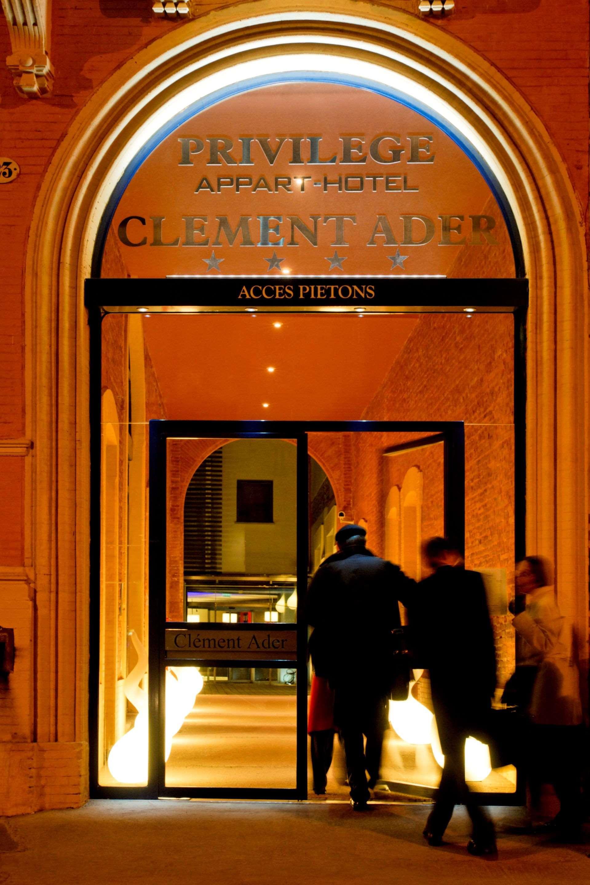 Appart Hotel Clement Ader Тулуза Екстериор снимка